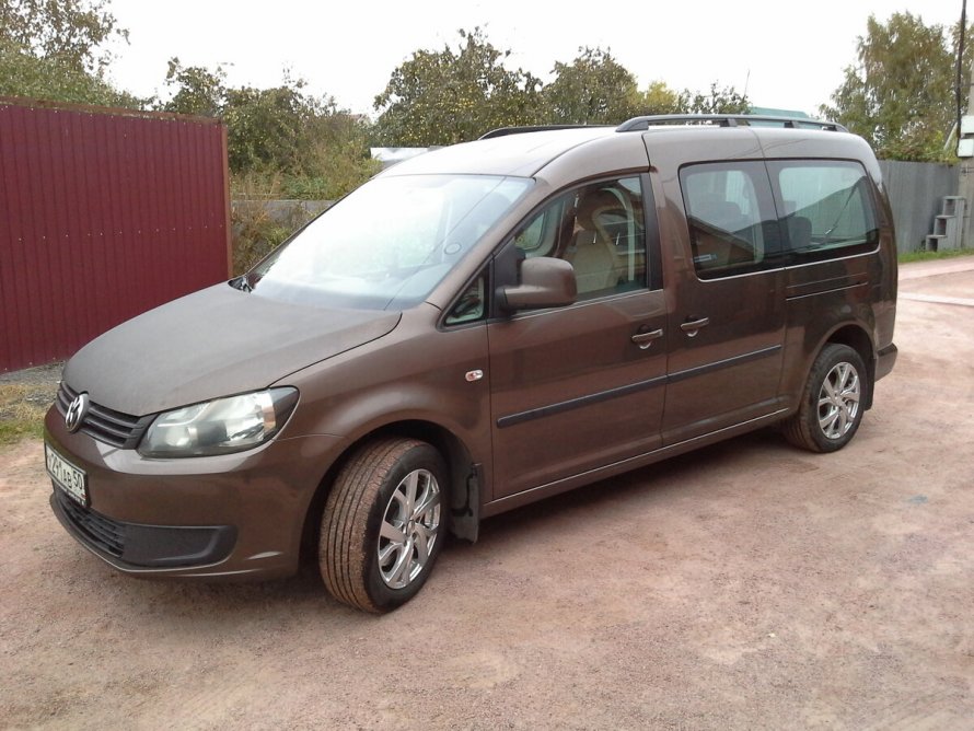 Volkswagen Caddy 2013 года