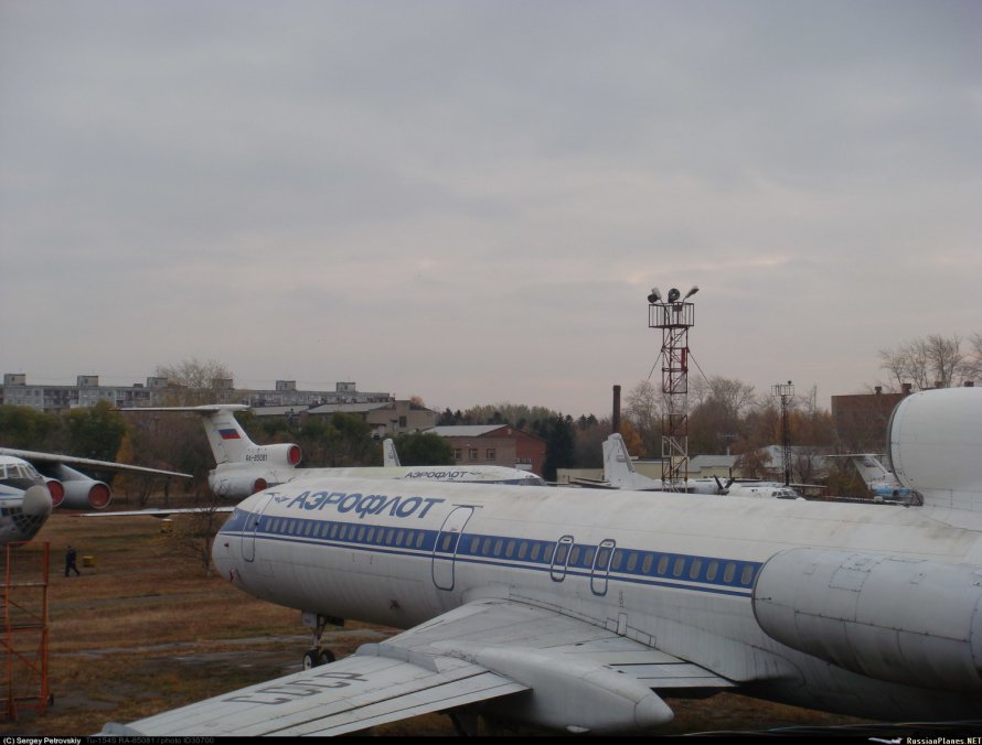 Самолет ил 80