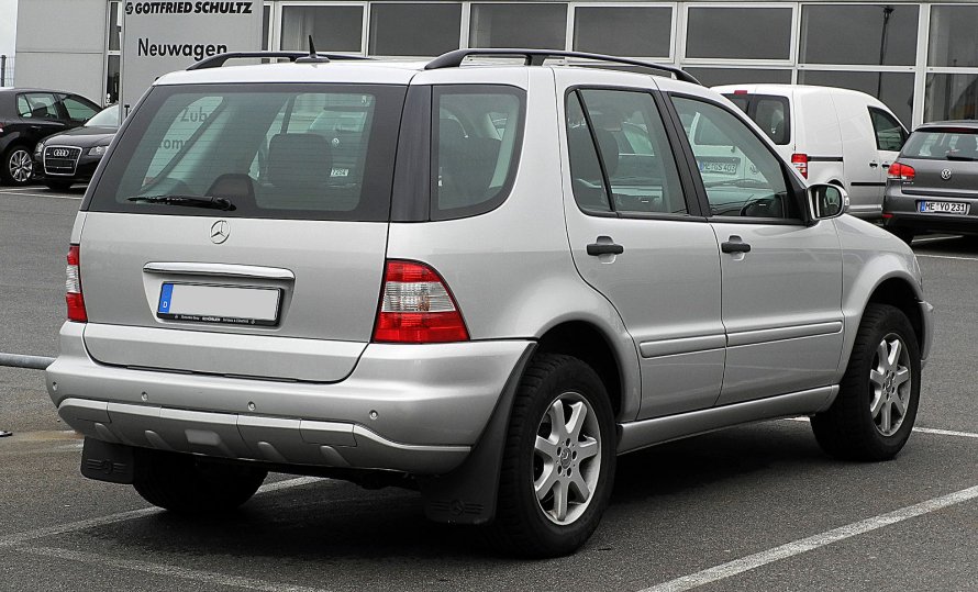 Mercedes Benz ml 320 w163 AMG
