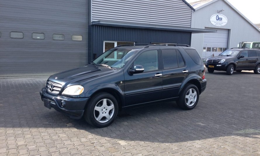 Mercedes-Benz ml-class w163