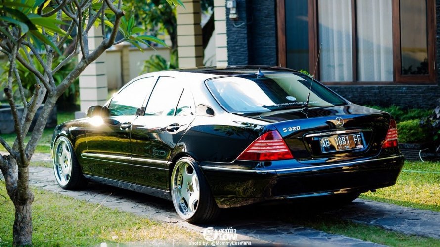 Mercedes-Benz w220