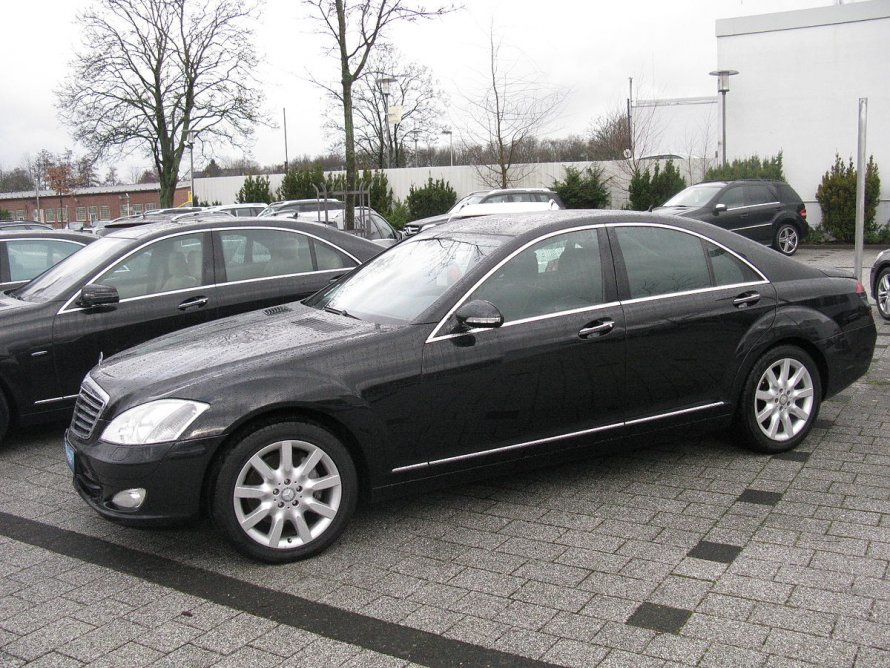 Mercedes-Benz s320 CDI w221