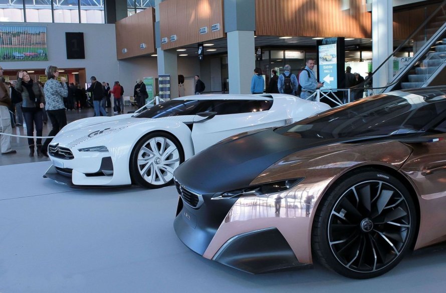Peugeot Onyx Concept салон
