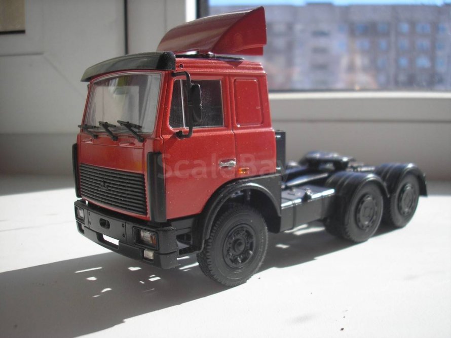 МАЗ 9506