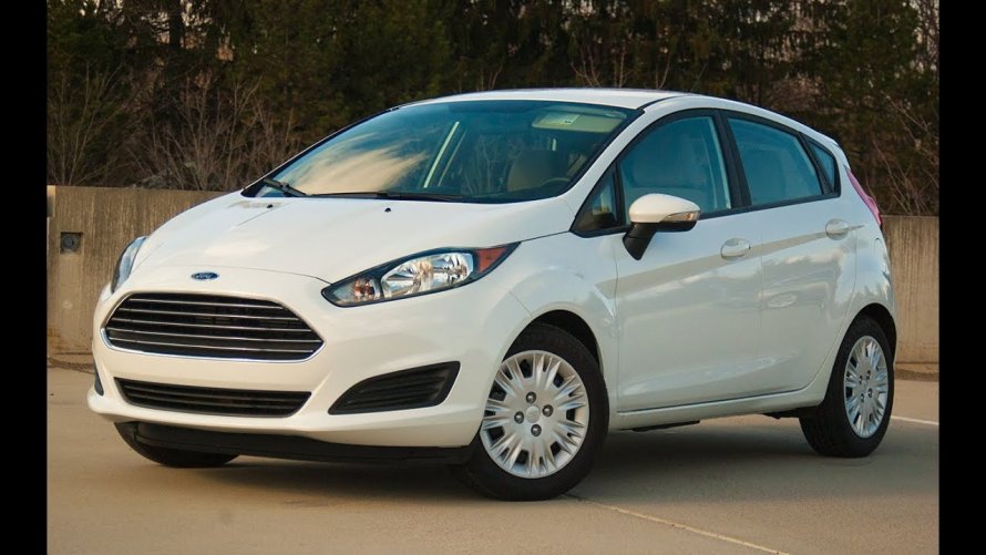 Ford Fiesta 2015 хэтчбек