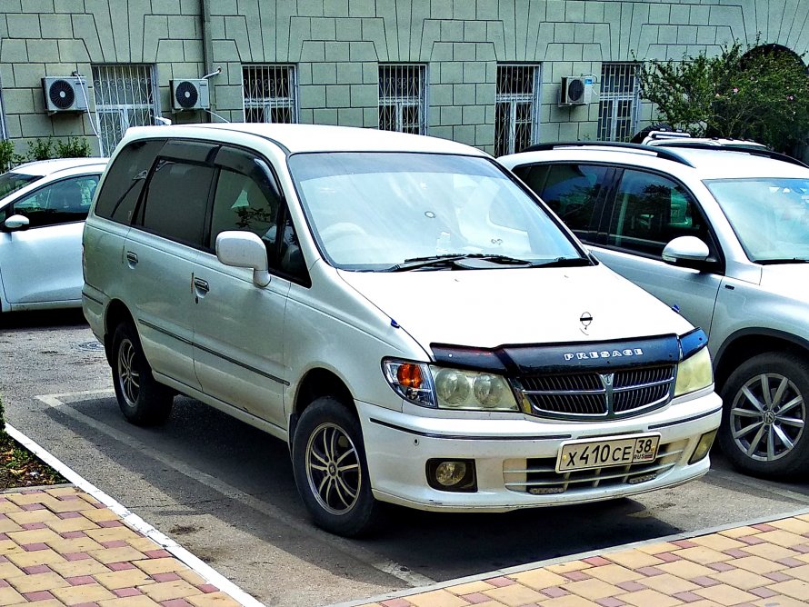 Ниссан Пресаж 2004 Райдер