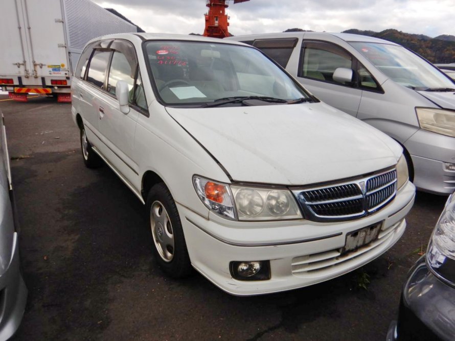 Nissan Presage u30