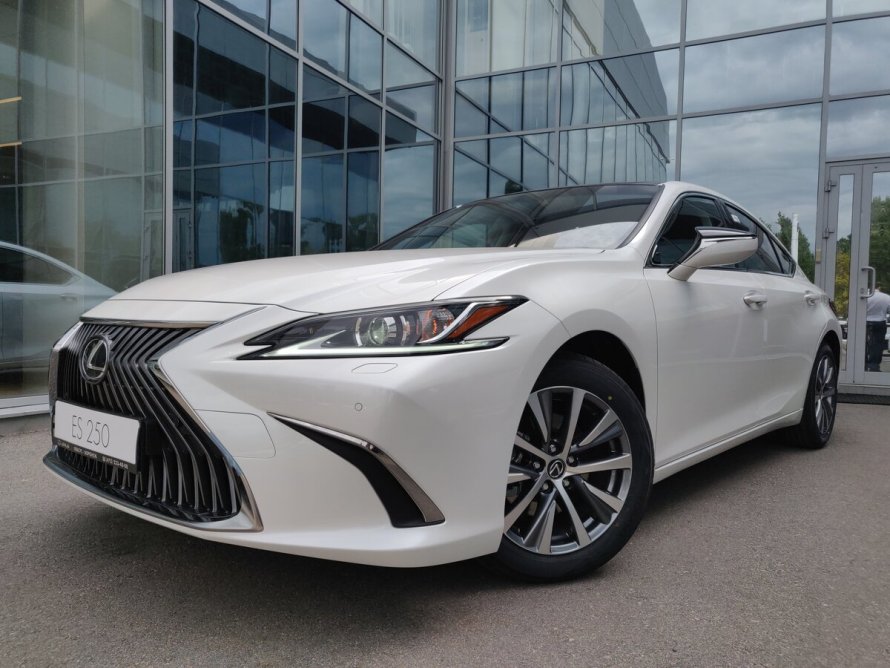 Lexus 250 2019