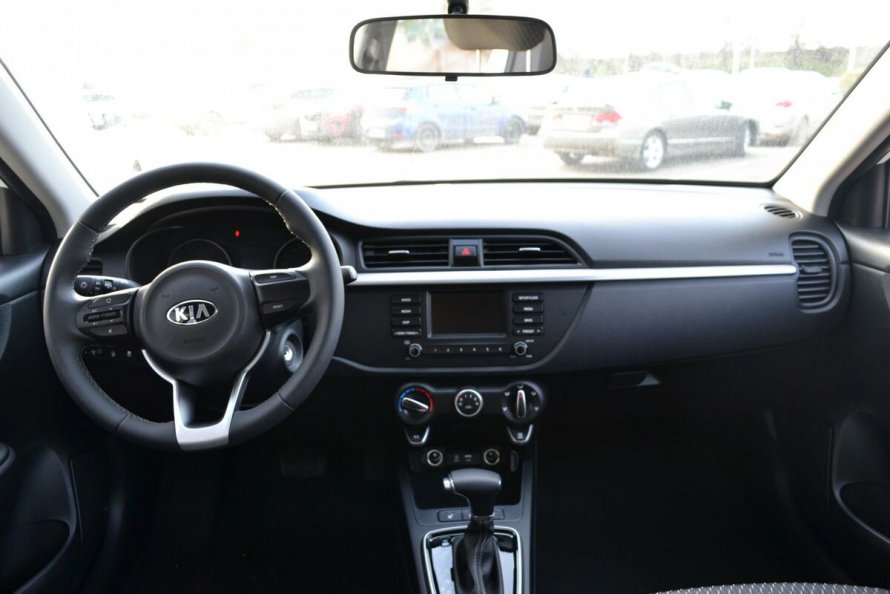 Kia Rio 4 Comfort салон