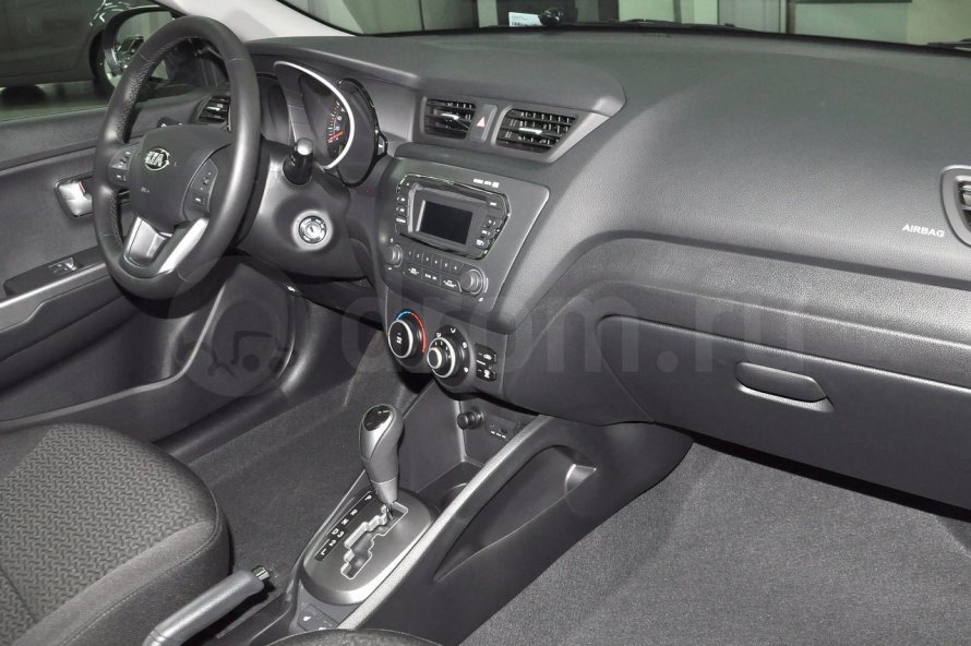 Kia Rio 2014 салон at