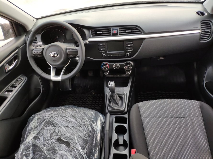 Kia Rio 2020 Luxe MT