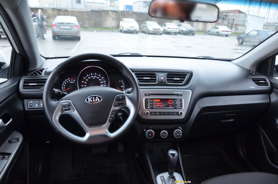 Kia Rio 2015 Comfort 1.4