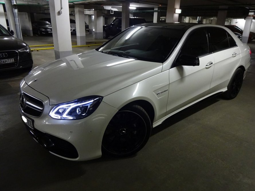 W212 Рестайлинг белый