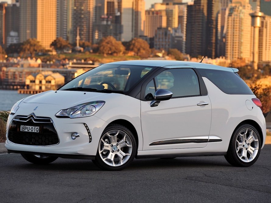 Citroen ds3 10>