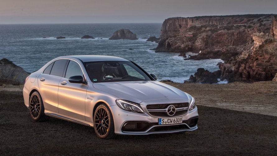 Мерседес-Бенц c63 AMG