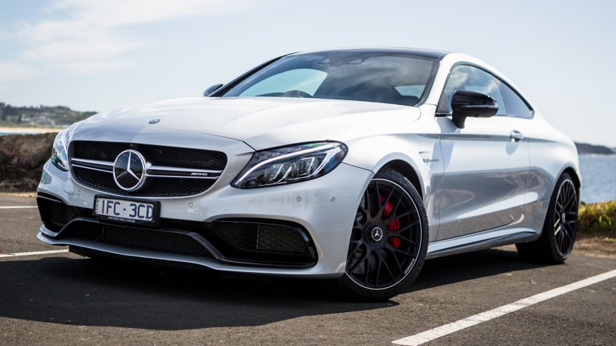 Мерседес-Бенц c63 AMG