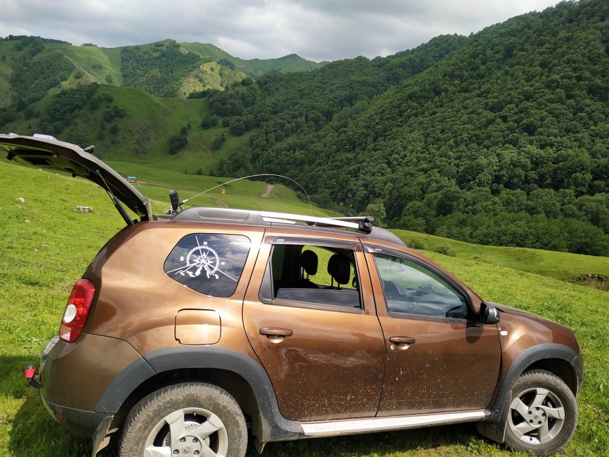 Рено Дастер Luxe Privilege 4x4 2.0 мкп6