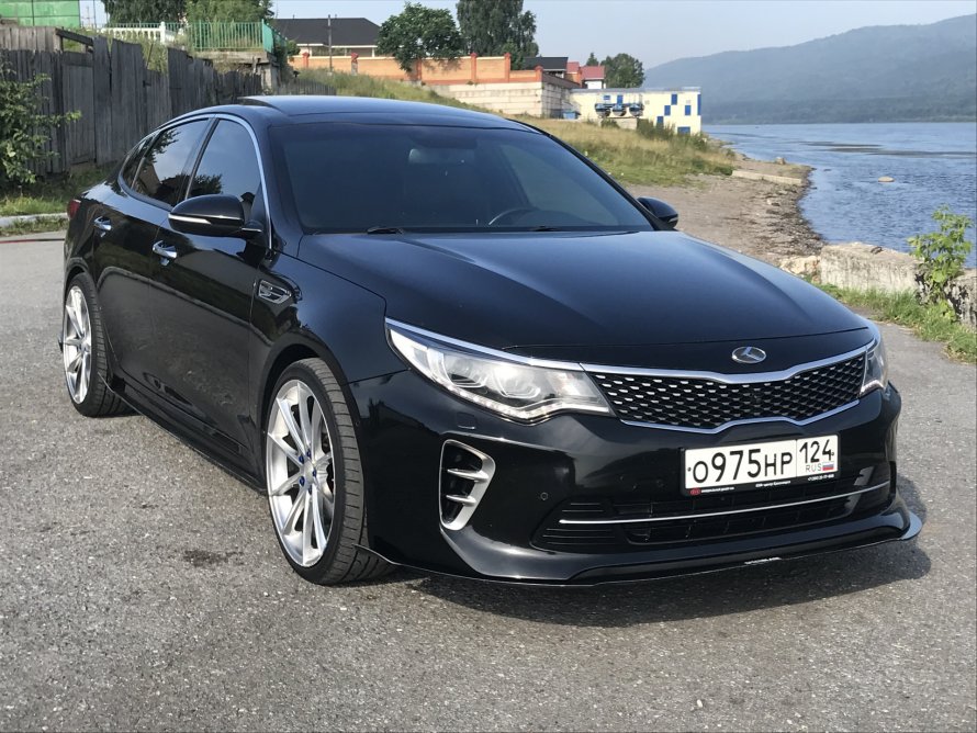 Kia Optima gt черная