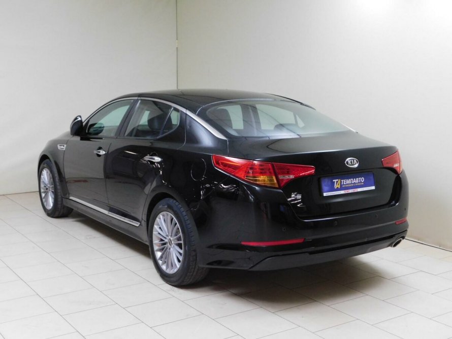 Kia Optima k5 черная