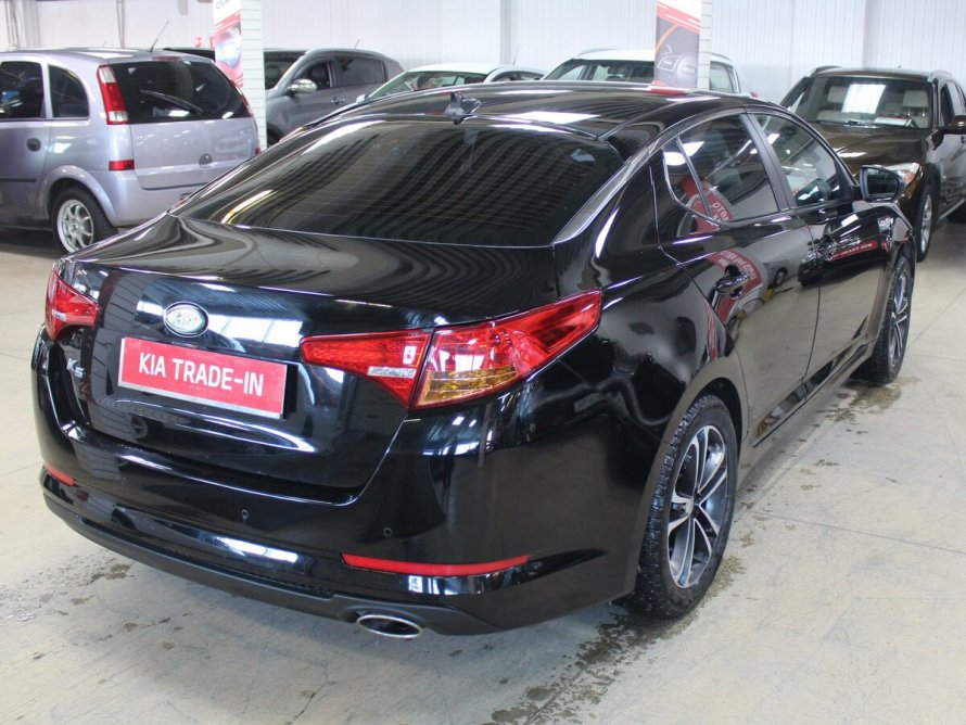 Kia k5 черная матовая