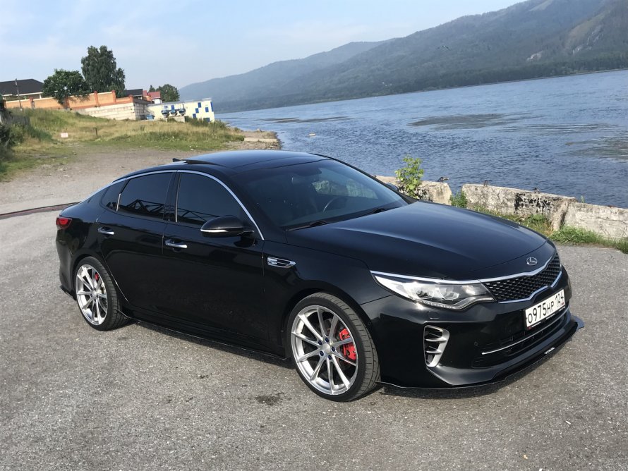 Kia Optima 2017 черная