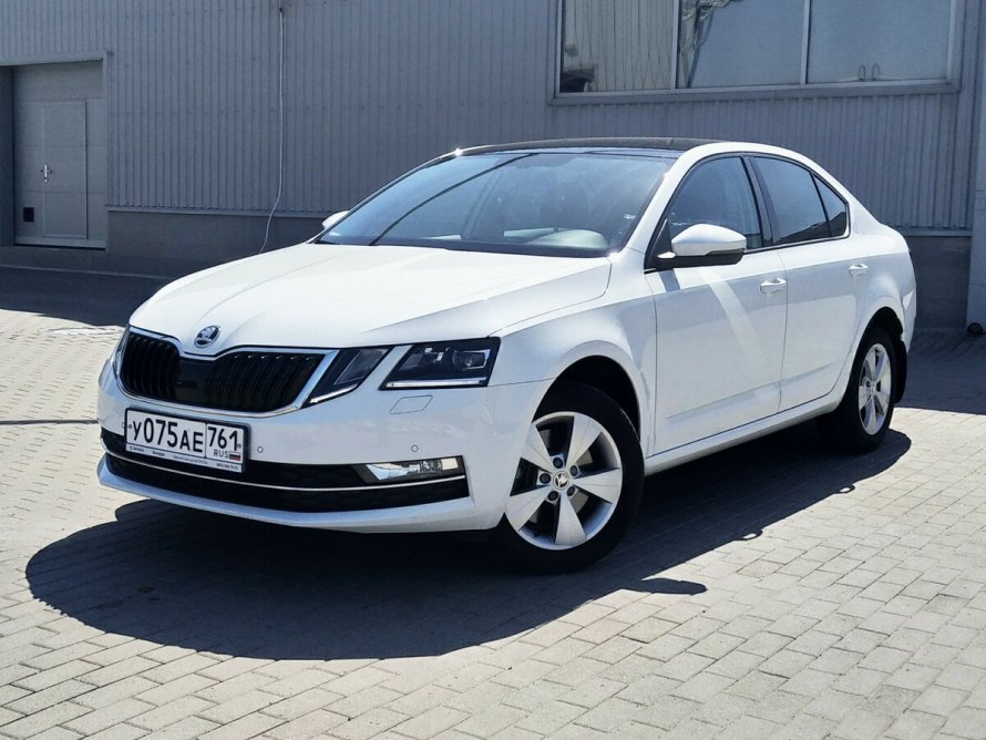 Skoda Octavia a8 белая