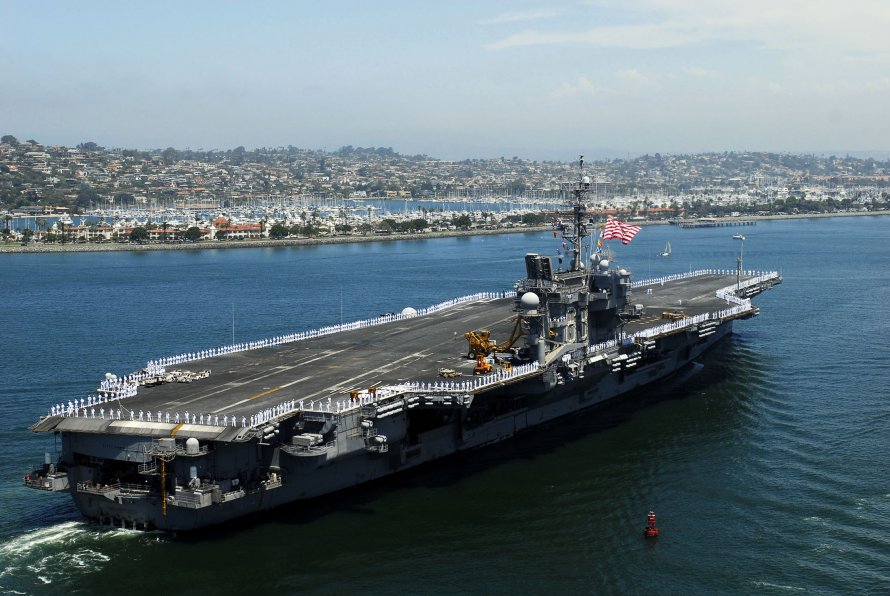 CV-63 Kitty Hawk порт приписки Йокосука Япония