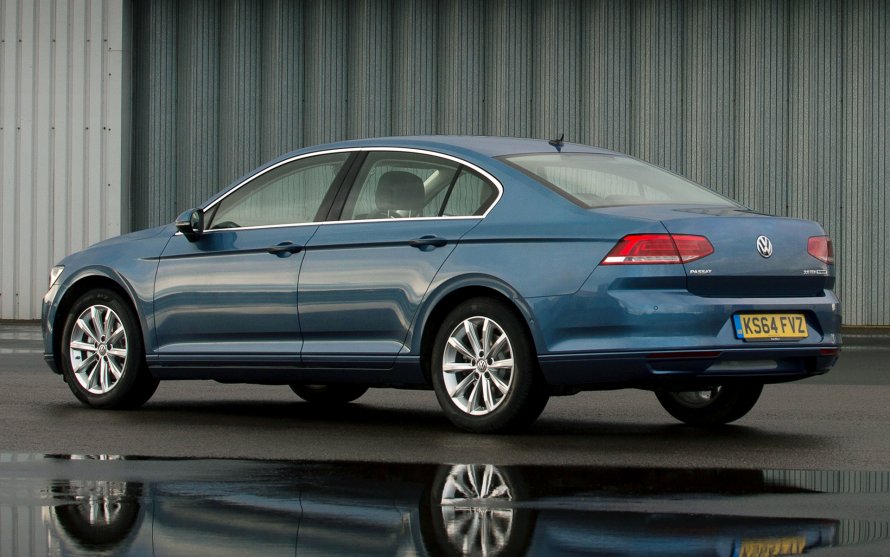 Volkswagen Passat 2015 седан
