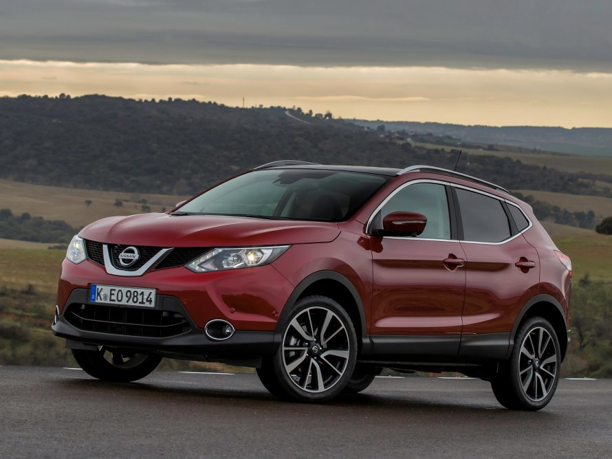 Nissan Qashqai 2017 красный