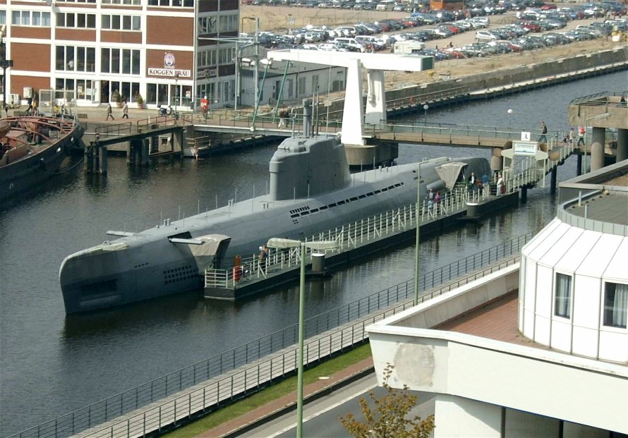 U2540 подлодка