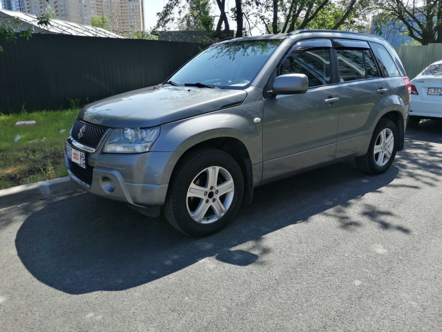 Купить машину Сузуки Гранд Витара с пробегом 2007 года на автору СПБ
