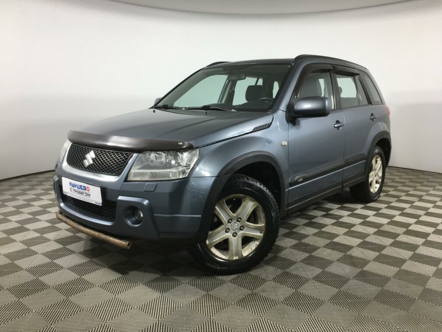 Suzuki Grand Vitara серый