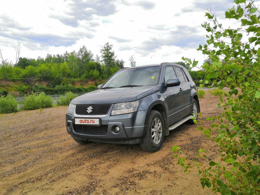 Suzuki Grand Vitara 2008 серая