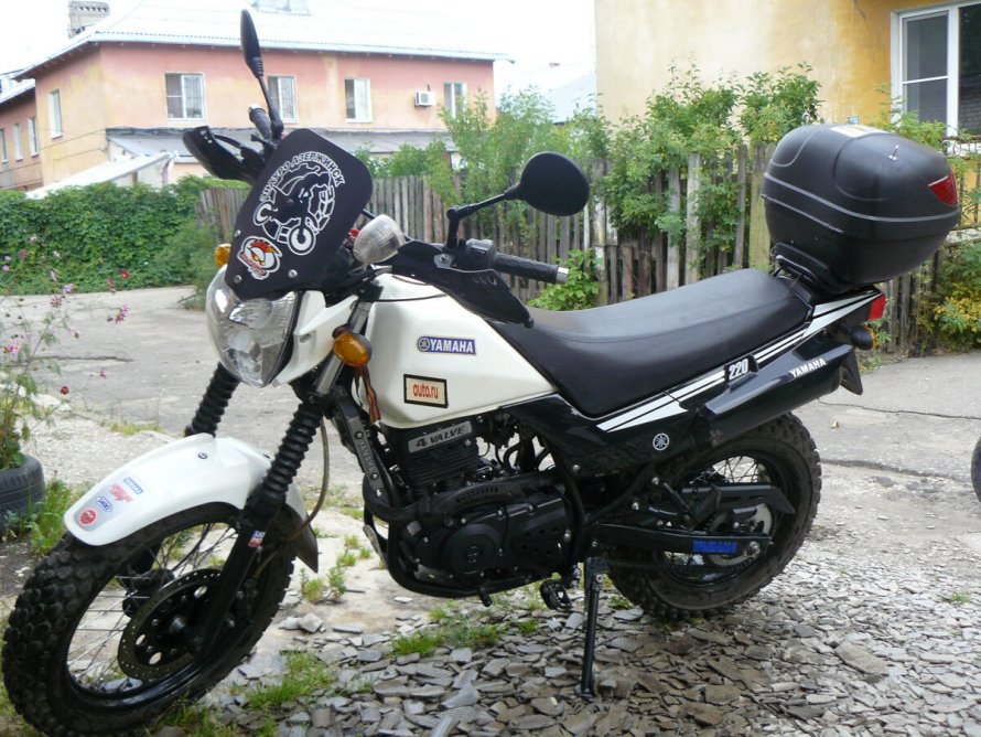 Stels Fantom 220