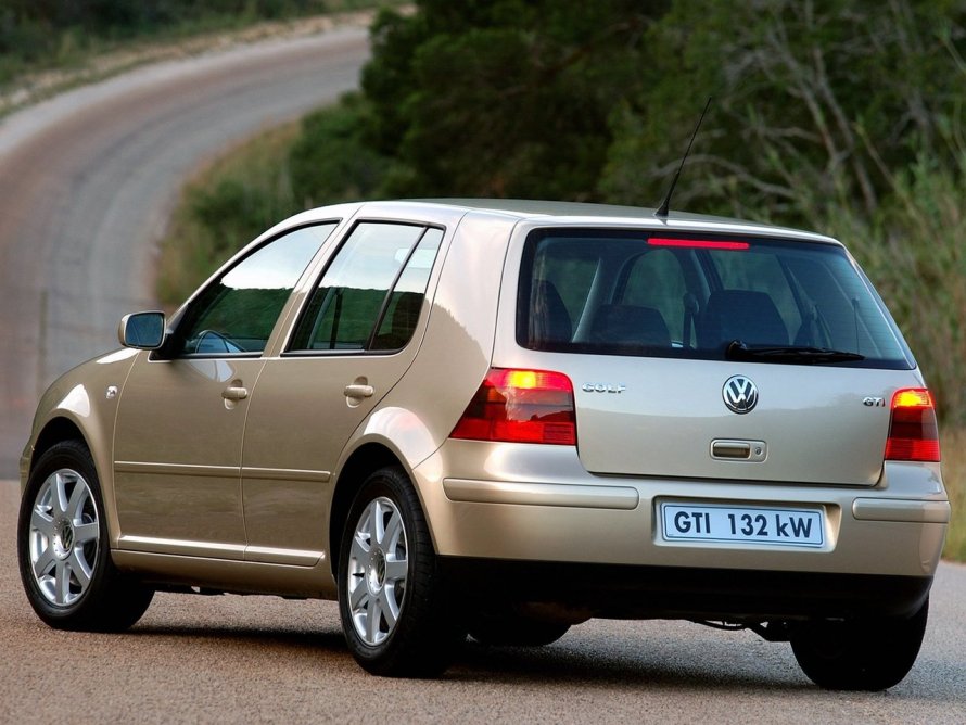 Volkswagen Golf 2003 хэтчбек