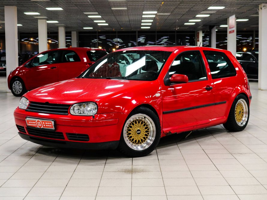 Фольксваген гольф 4 хэтчбек. Golf 4 Red. Фольксваген гольф 4 красный. Golf 4 2000. Volkswagen Golf 4 2000 Hatchback.