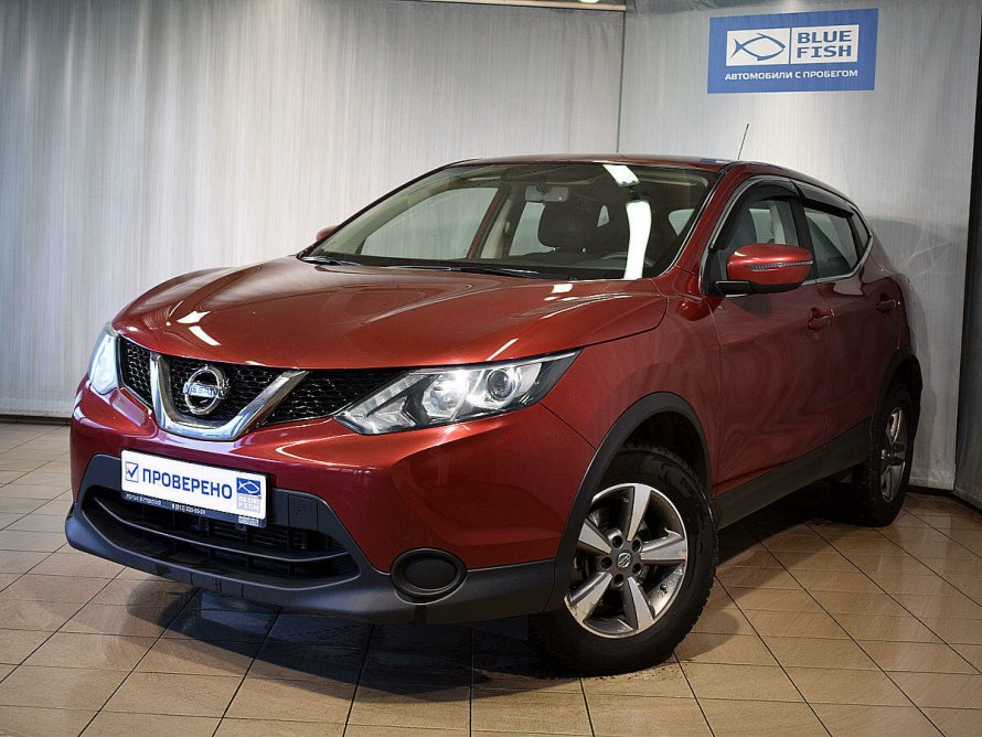 Nissan Qashqai 2017 красный