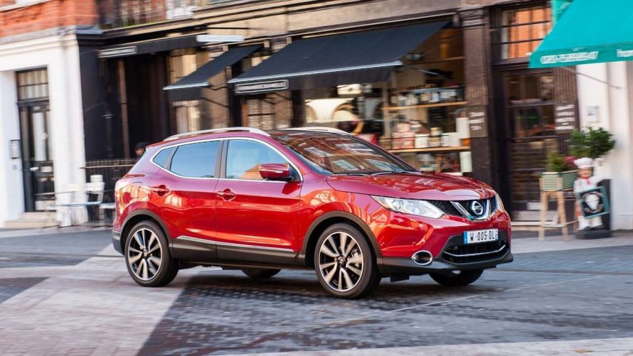 Nissan Qashqai j11 красный