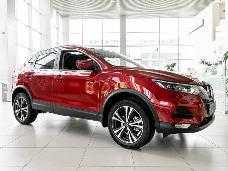 Nissan Qashqai 2021 красный металлик