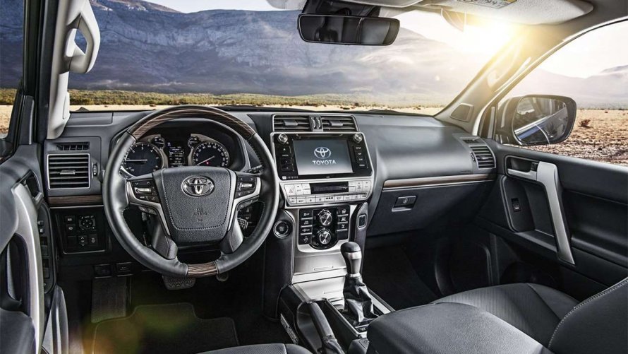 Toyota Land Cruiser Prado 2020 салон