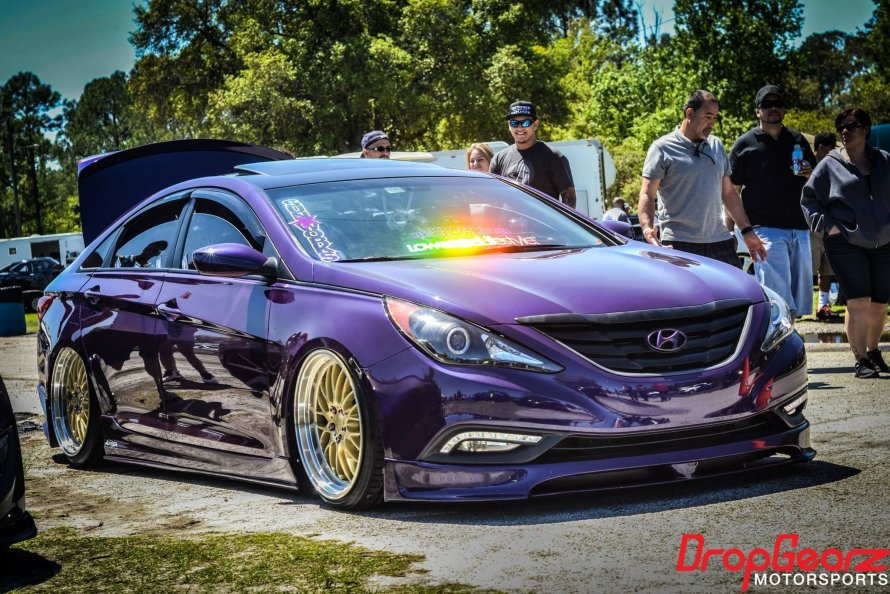 Hyundai Sonata 2011 stance