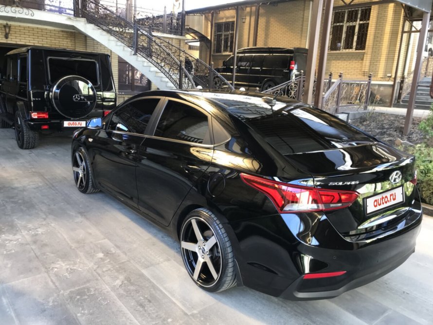 Hyundai Solaris Black 2018 Tuning