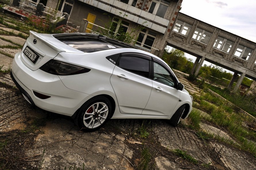 Тюнингованный Hyundai Solaris