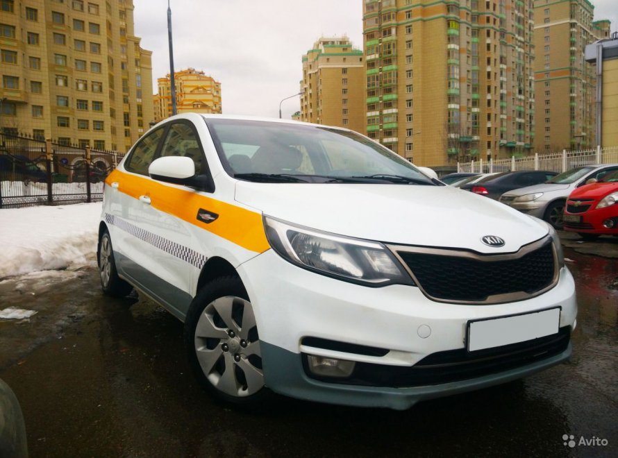 Kia Rio Hatchback 2017 под такси
