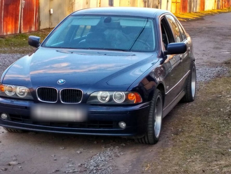 BMW 525 e39