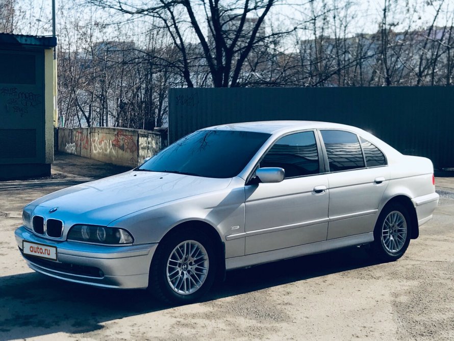 БМВ 5 е39 Рестайлинг