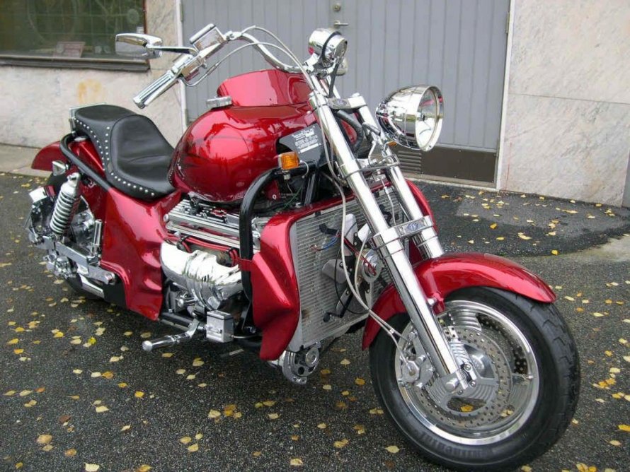 Boss Hoss 5.7 v8 400h.
