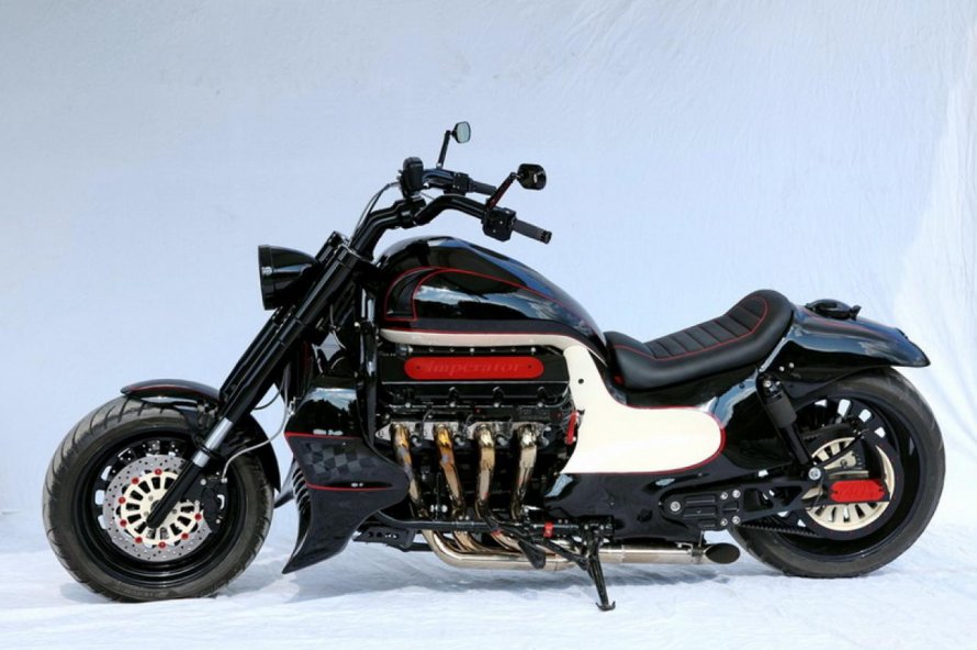 Мотоцикл Boss Hoss 2002 год