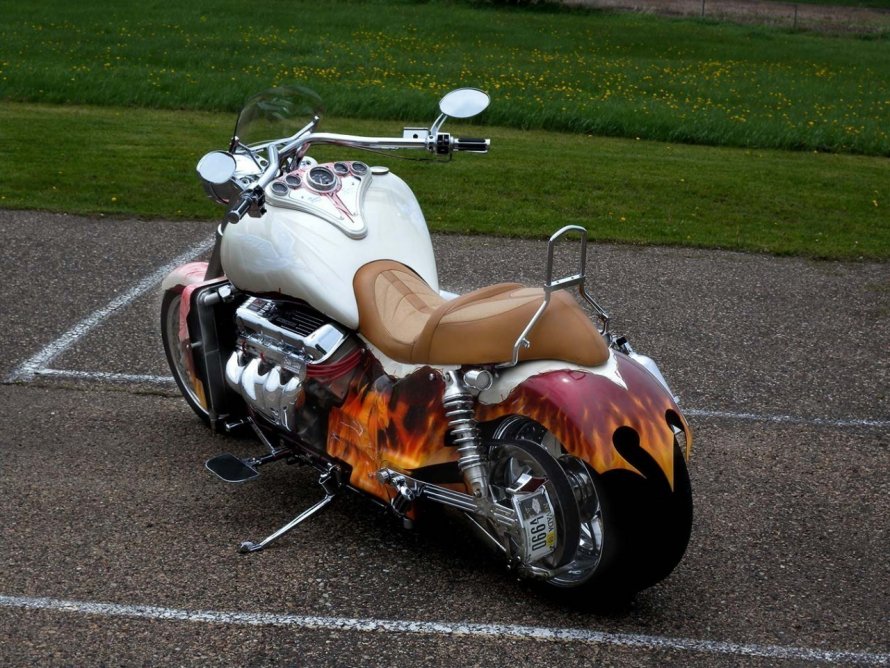 Boss Hoss мотоцикл 8.2