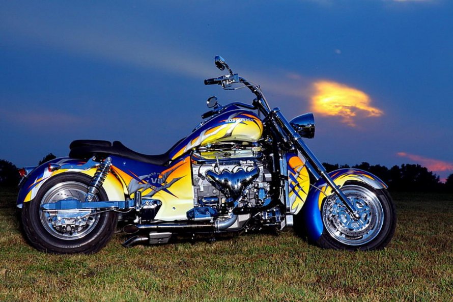 Мотоцикл Boss Hoss v8
